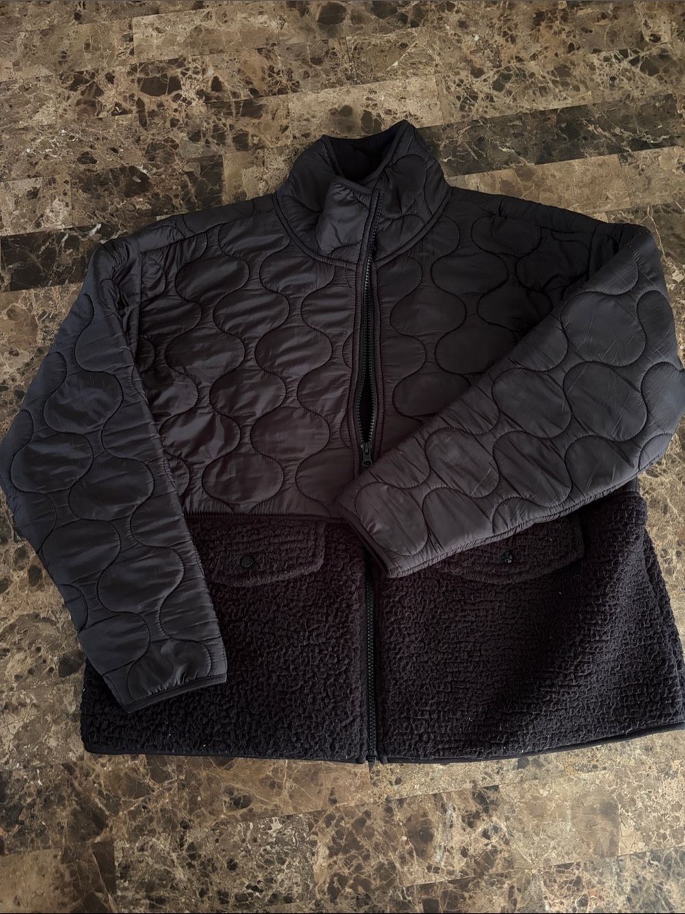 Women’s Quilted Black Hybrid Jacket - Brand Not Specified